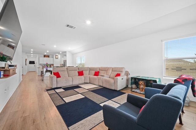 145 Patagonia, Kyle, TX 78640