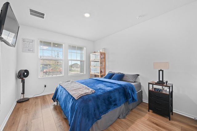 145 Patagonia, Kyle, TX 78640