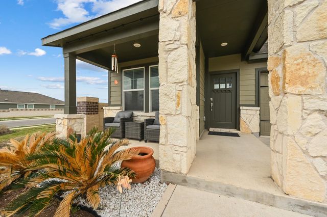 145 Patagonia, Kyle, TX 78640