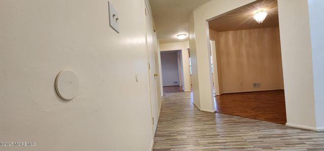 1 Skylark Court, Marlboro, NJ 07746