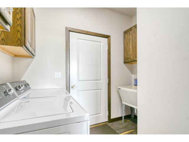 527 Sw QUINNEY Pl, Pendleton, OR 97801