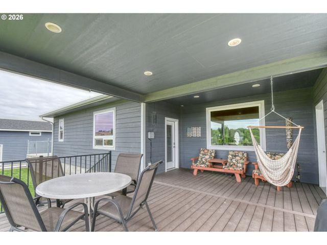 527 Sw QUINNEY Pl, Pendleton, OR 97801