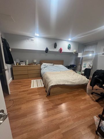 475 Massachusetts Ave 1, Boston, MA 02118