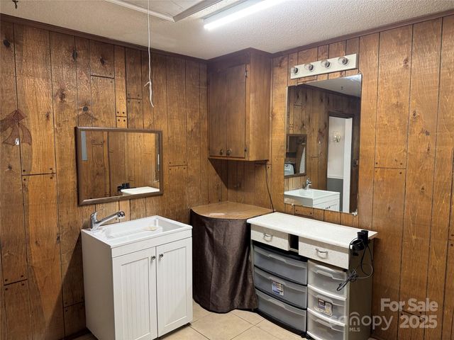 809 Katherine Avenue, Kings Mountain, NC 28086