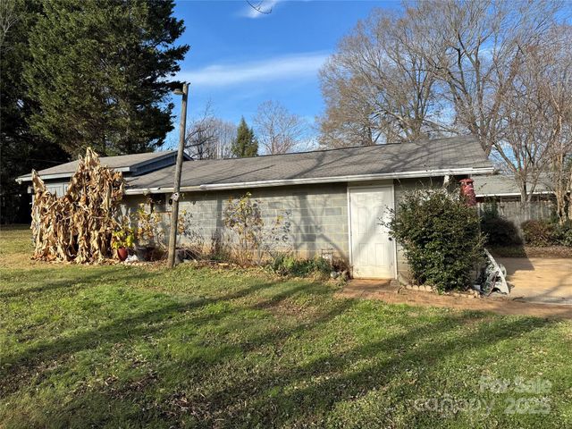 809 Katherine Avenue, Kings Mountain, NC 28086