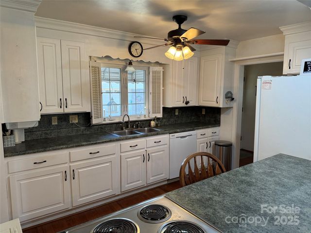 809 Katherine Avenue, Kings Mountain, NC 28086