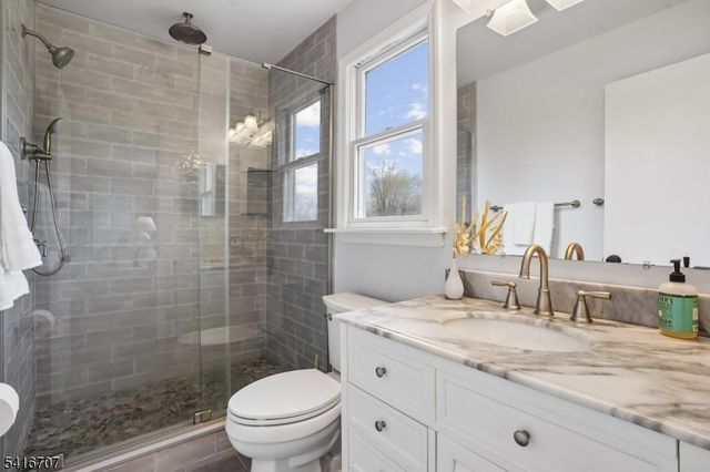 18 Juniper Way, Bernards Twp., NJ 07920