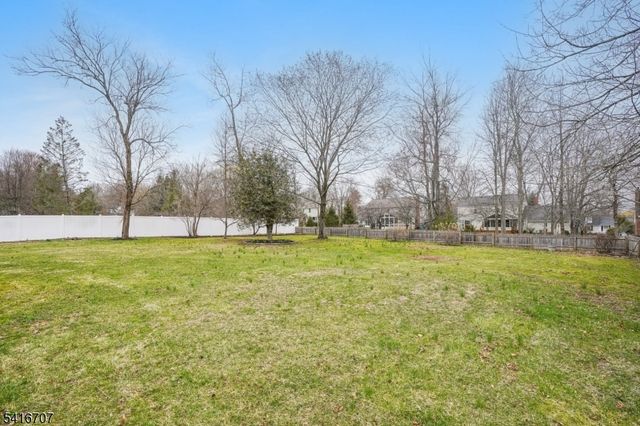 18 Juniper Way, Bernards Twp., NJ 07920