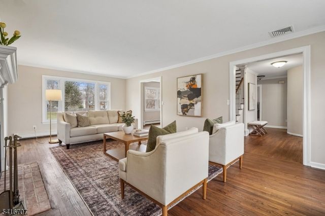 18 Juniper Way, Bernards Twp., NJ 07920