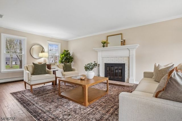 18 Juniper Way, Bernards Twp., NJ 07920