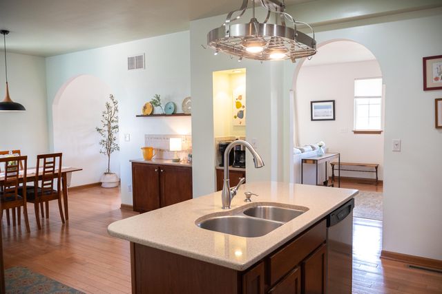 1145 Harbor Way, Chesterton, IN 46304