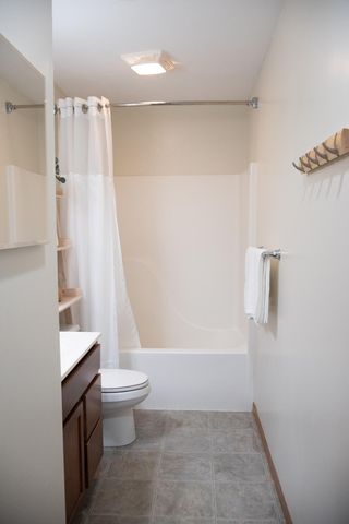 1145 Harbor Way, Chesterton, IN 46304