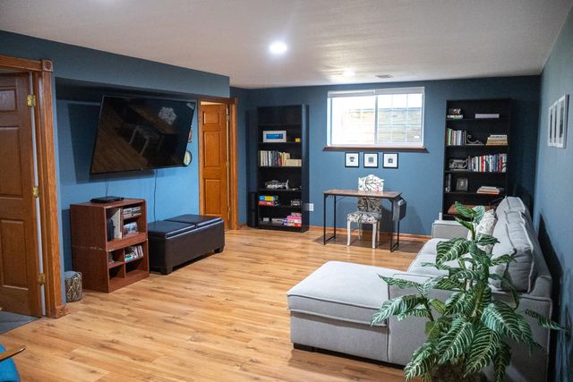 1145 Harbor Way, Chesterton, IN 46304