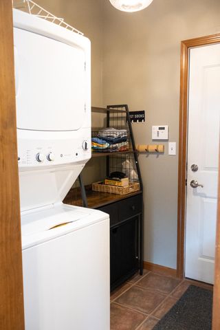 1145 Harbor Way, Chesterton, IN 46304