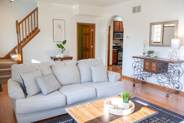 1145 Harbor Way, Chesterton, IN 46304