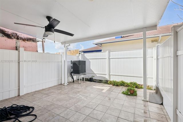 8389 NW 8th St 7, Miami, FL 33126