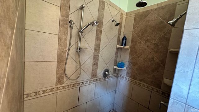 811 W State Street, Kokomo, IN 46902