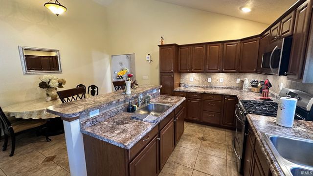 811 W State Street, Kokomo, IN 46902