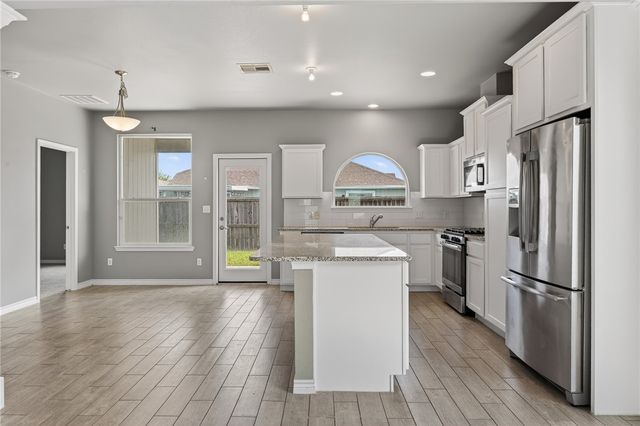 7410 Oshman Dr, Corpus Christi, TX 78414