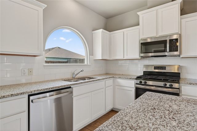 7410 Oshman Dr, Corpus Christi, TX 78414