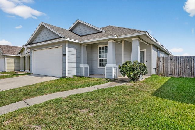 7410 Oshman Dr, Corpus Christi, TX 78414