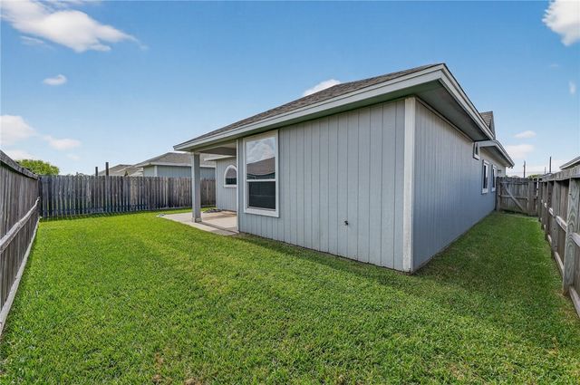 7410 Oshman Dr, Corpus Christi, TX 78414