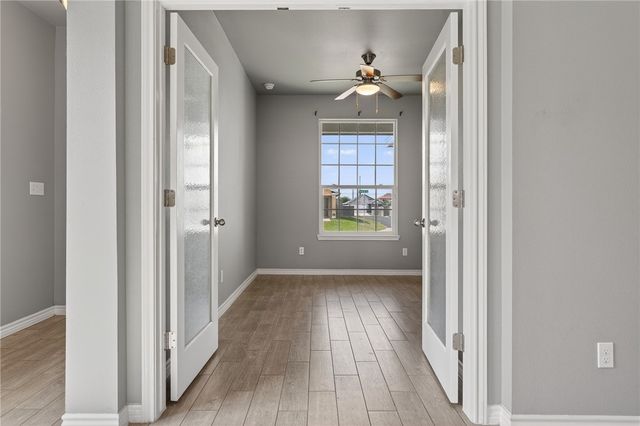 7410 Oshman Dr, Corpus Christi, TX 78414