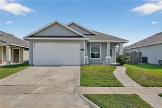 7410 Oshman Dr, Corpus Christi, TX 78414