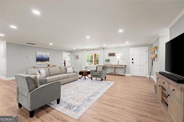 1971 Beechwood Boulevard NW, Gainesville, GA 30504