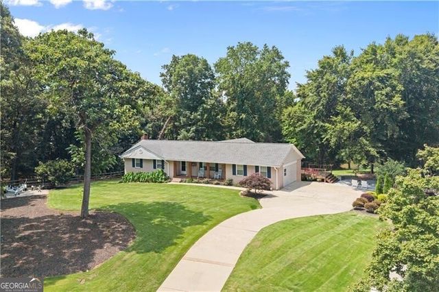 1971 Beechwood Boulevard NW, Gainesville, GA 30504