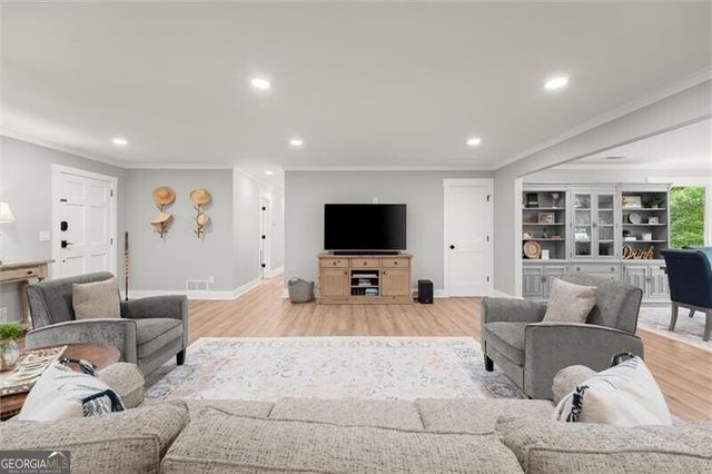 1971 Beechwood Boulevard NW, Gainesville, GA 30504