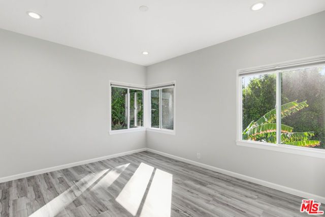 6314 Primrose Avenue, Los Angeles, CA 90068