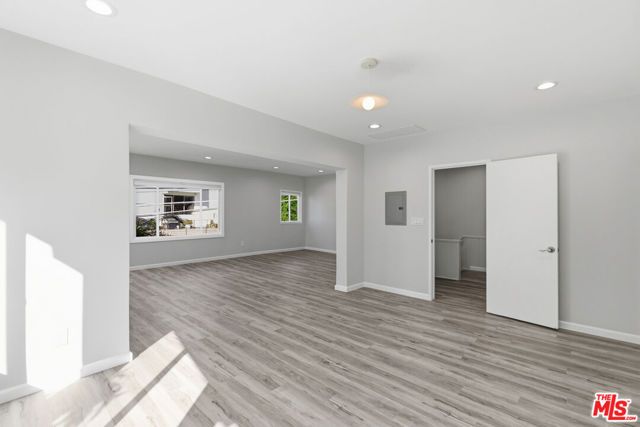 6314 Primrose Avenue, Los Angeles, CA 90068