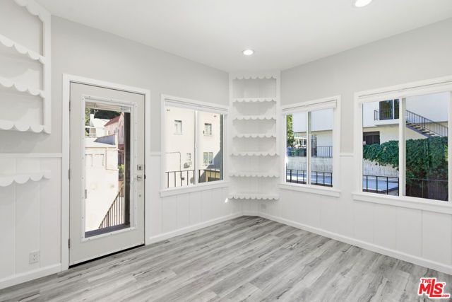 6314 Primrose Avenue, Los Angeles, CA 90068