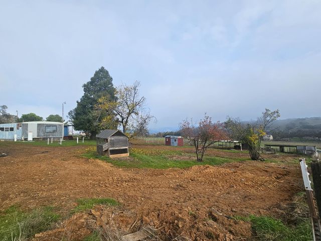 6746 Messinger Flat Rd, Valley Springs, CA 95252