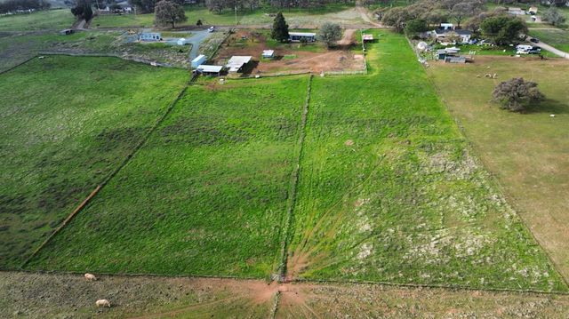 6746 Messinger Flat Rd, Valley Springs, CA 95252