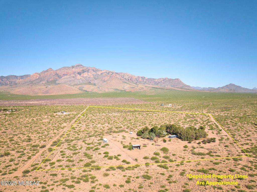 285 W Red Dog Road, Portal, AZ 85632