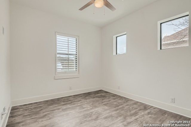 425 E Mistletoe Ave Unit 200, San Antonio, TX 78212