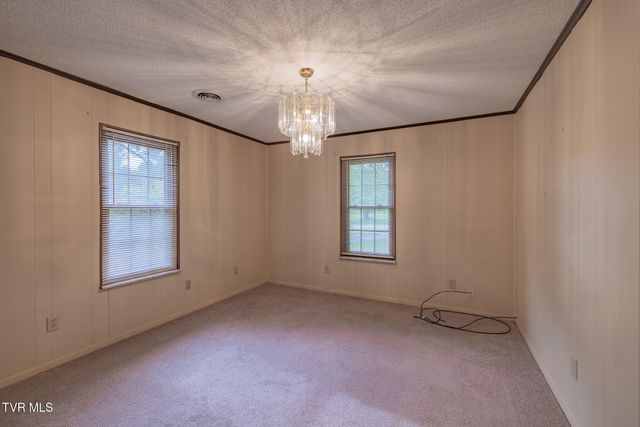 20 Cherokee Boulevard, Greeneville, TN 37743