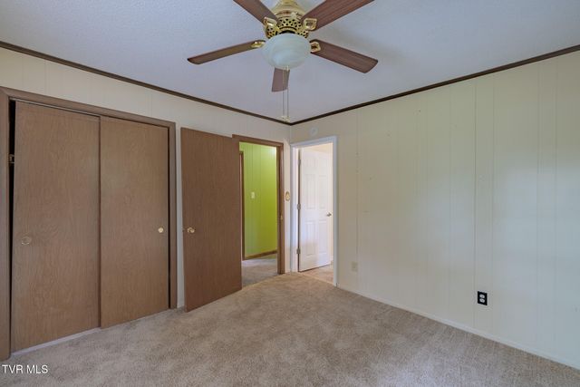 20 Cherokee Boulevard, Greeneville, TN 37743