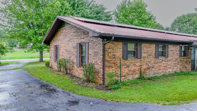 20 Cherokee Boulevard, Greeneville, TN 37743
