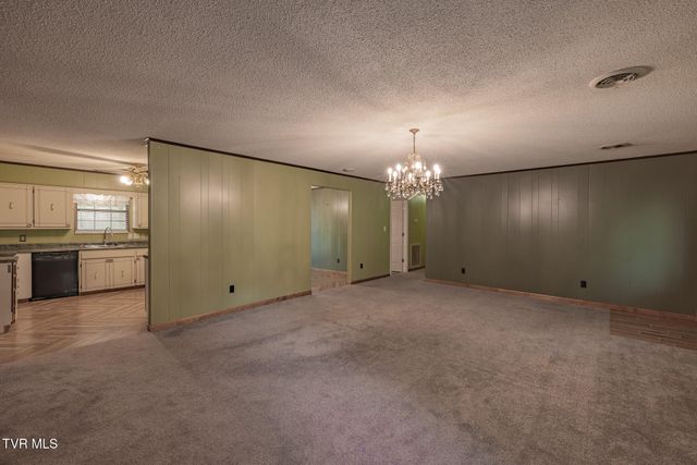 20 Cherokee Boulevard, Greeneville, TN 37743
