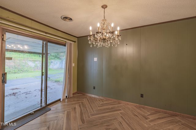 20 Cherokee Boulevard, Greeneville, TN 37743
