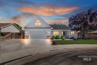 358 W Mule Ct, Kuna, ID 83634