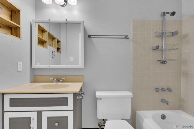 7309 W Hampden Avenue 5202, Lakewood, CO 80227