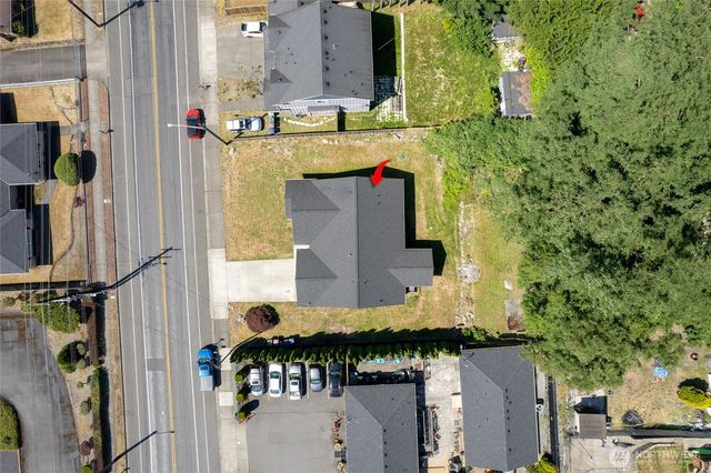 9411 Yakima Avenue, Tacoma, WA 98444