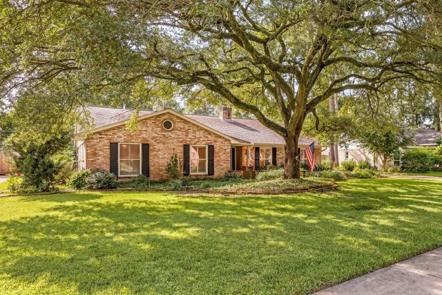 6615 Apple Valley Lane, Houston, TX 77069