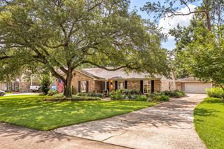 6615 Apple Valley Lane, Houston, TX 77069