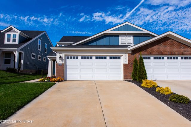 10029 Windcrest Farms Ln, Louisville, KY 40291