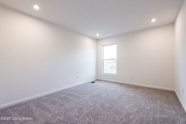 10029 Windcrest Farms Ln, Louisville, KY 40291